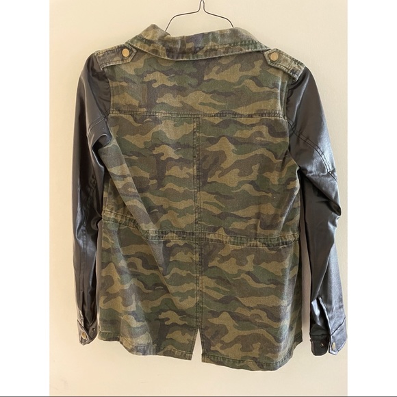 Women’s Jacket - Picture 2 of 2